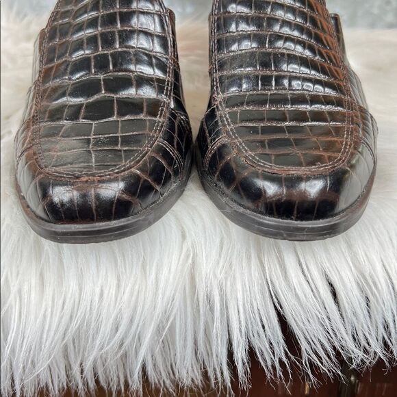Calico Croc Embossed Leather Heeled Loafer Size 8 - Picture 3 of 11